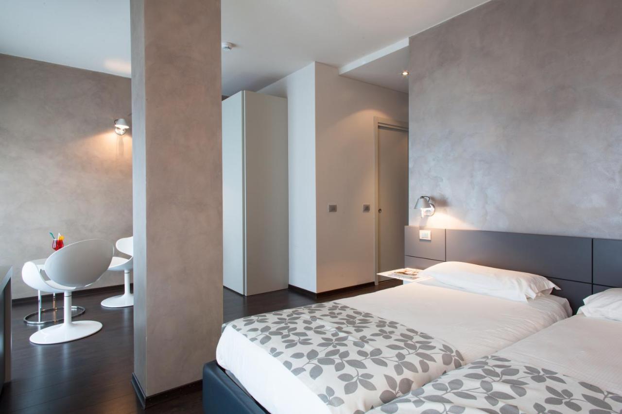 Piccolo Hotel มัลเชซิเน ภายนอก รูปภาพ